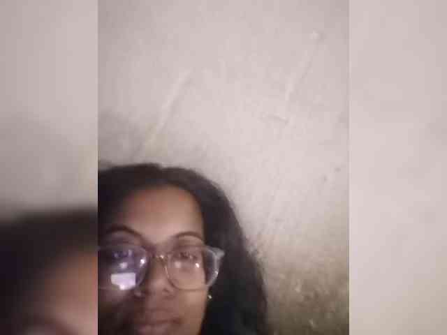IndianBeaut webcam