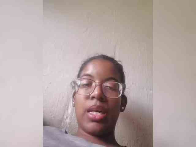 IndianBeaut webcam