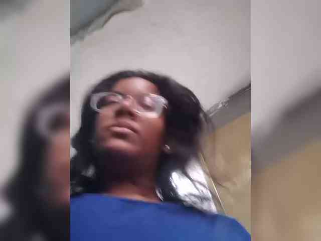 IndianBeaut webcam