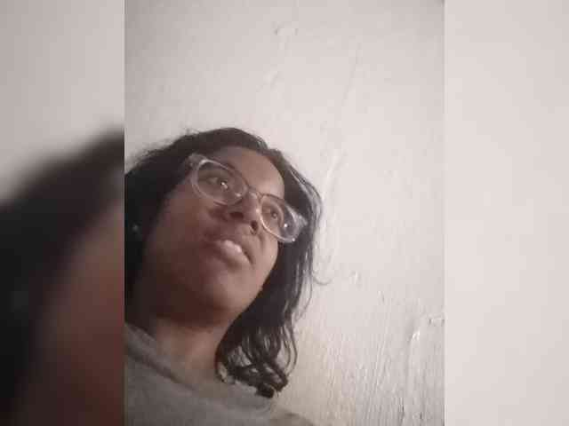 IndianBeaut webcam