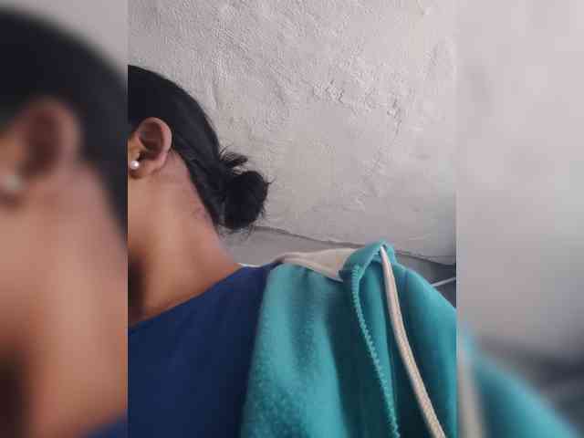 IndianBeaut webcam