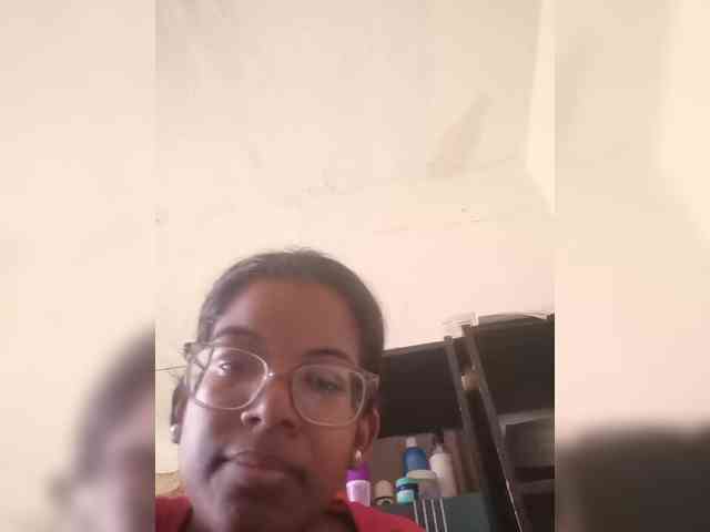 IndianBeaut webcam