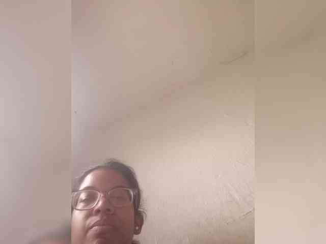IndianBeaut webcam