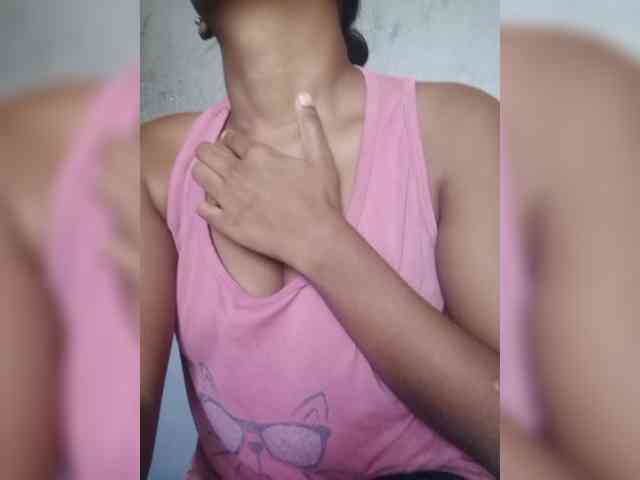 IndianBeaut webcam