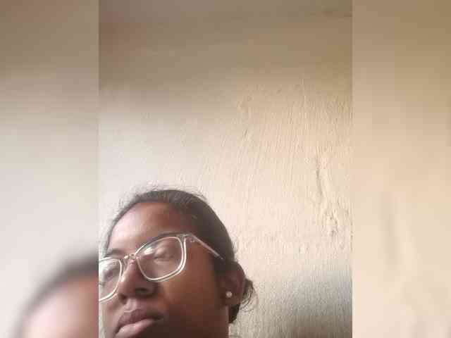 IndianBeaut webcam