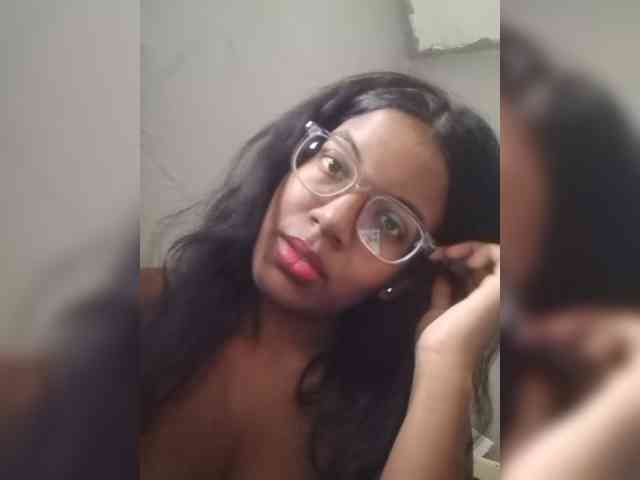 IndianBeaut webcam