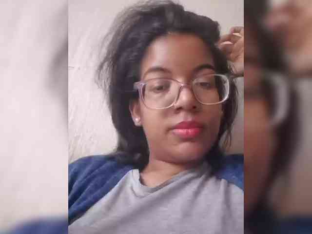 IndianBeaut webcam