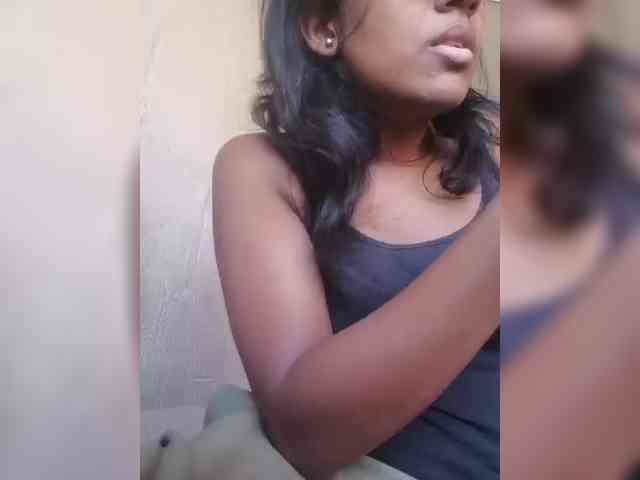 IndianBeaut webcam