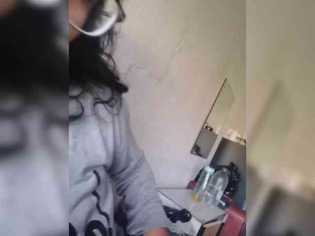 IndianBeaut webcam