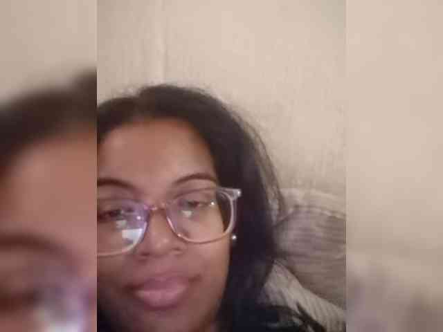 IndianBeaut webcam
