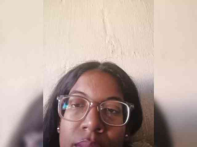 IndianBeaut webcam