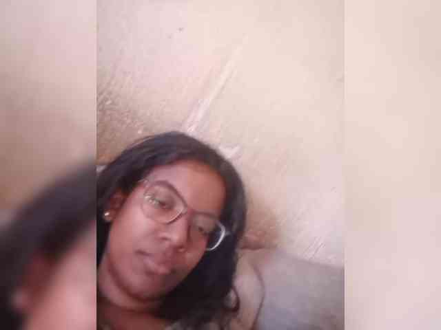 IndianBeaut webcam