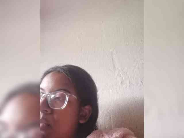 Model: IndianBeaut