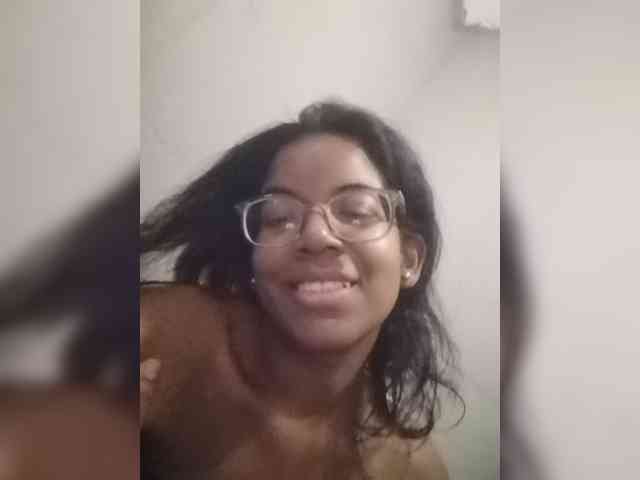 IndianBeaut webcam