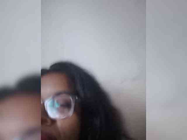 IndianBeaut webcam
