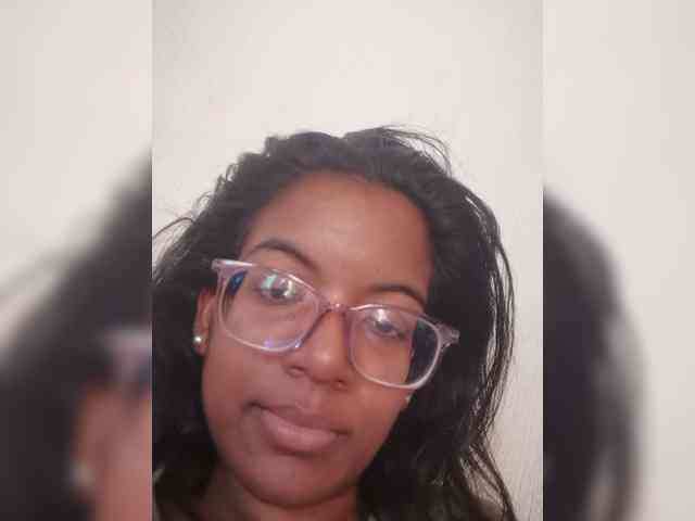 IndianBeaut webcam