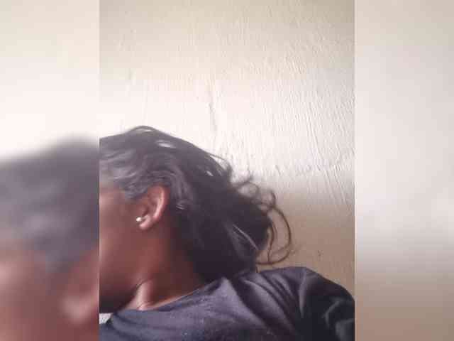 IndianBeaut webcam