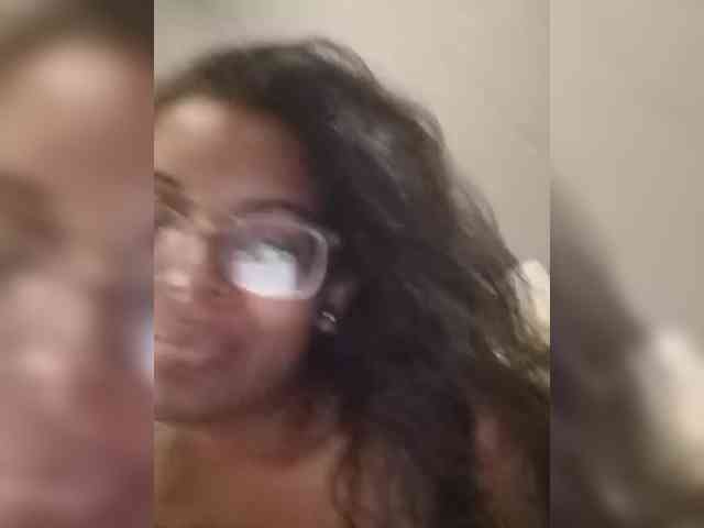 IndianBeaut webcam