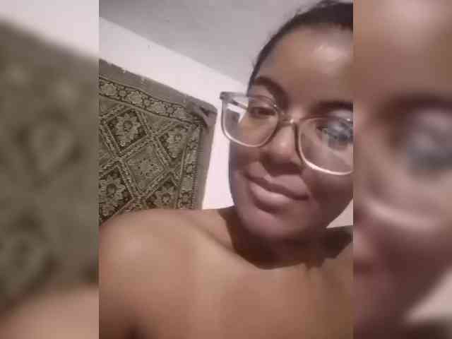 IndianBeaut webcam