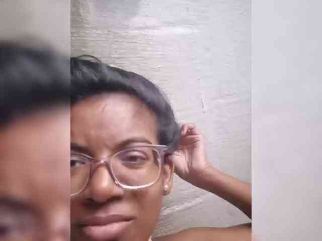 IndianBeaut webcam