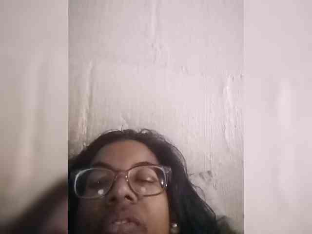 IndianBeaut webcam