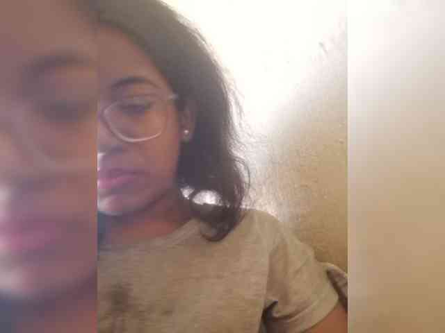 IndianBeaut webcam