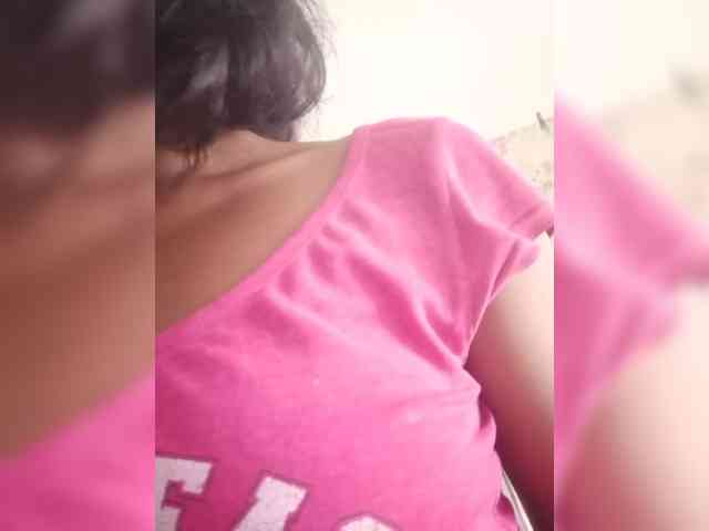 IndianBeaut webcam