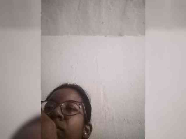 IndianBeaut webcam