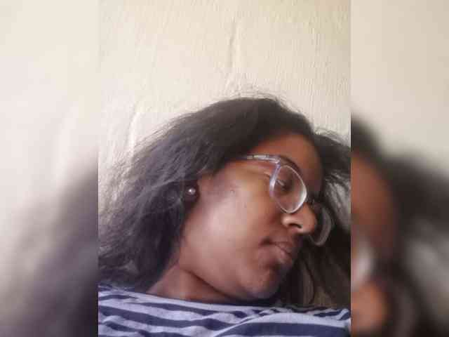 IndianBeaut webcam