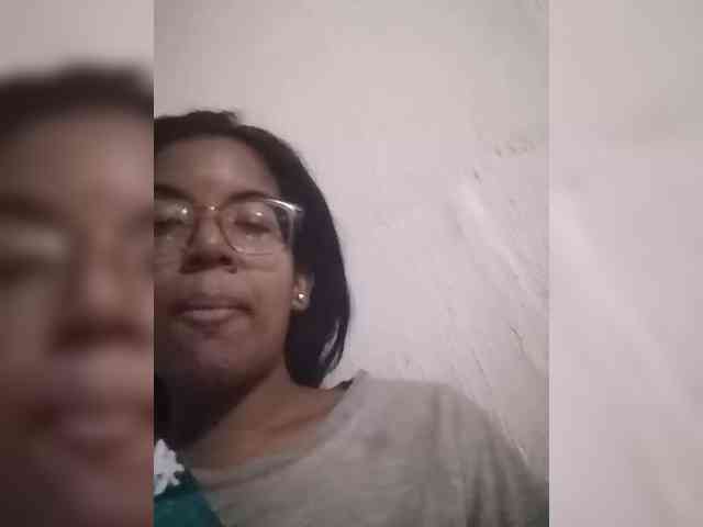 IndianBeaut webcam