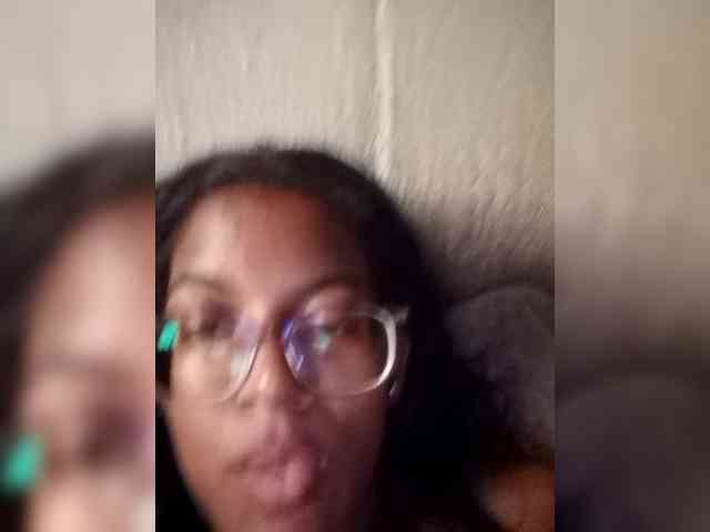 IndianBeaut webcam