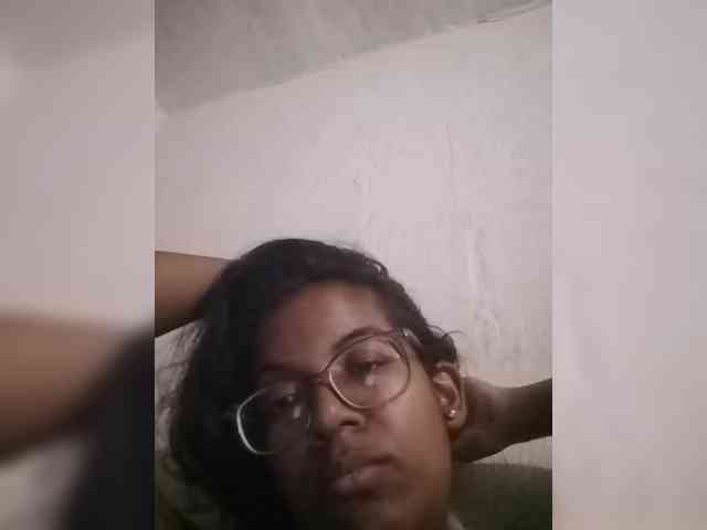 IndianBeaut webcam