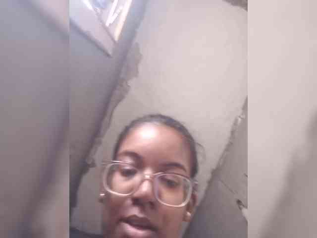 IndianBeaut webcam