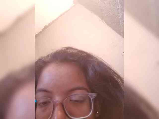 IndianBeaut webcam