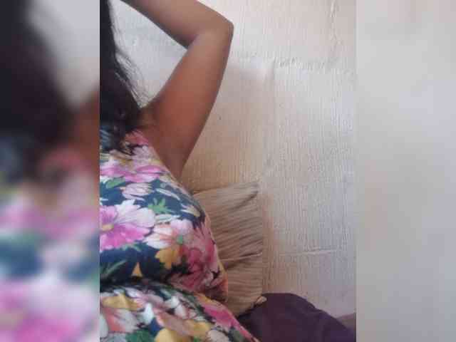 IndianBeaut webcam