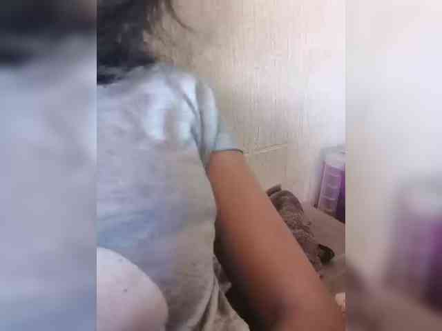 IndianBeaut webcam
