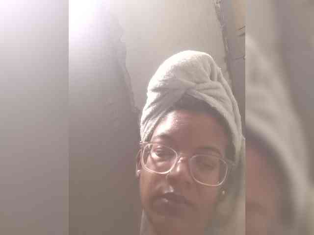 IndianBeaut webcam