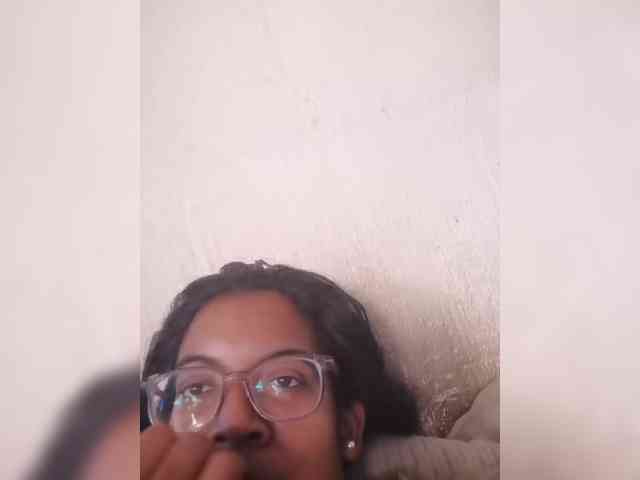 IndianBeaut webcam