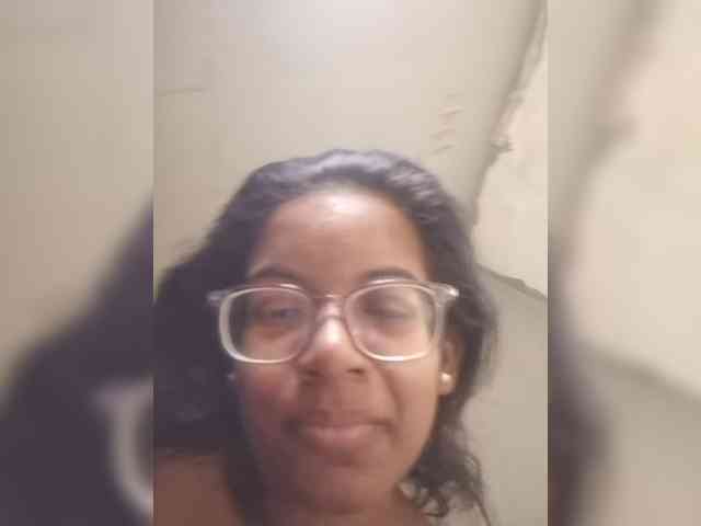 IndianBeaut webcam