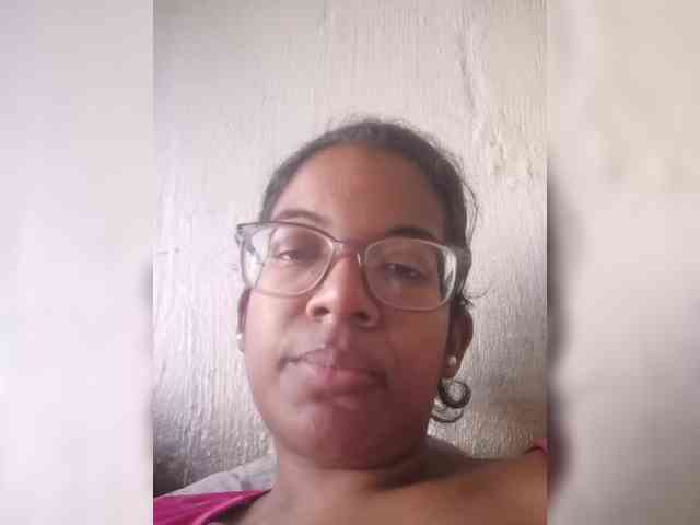 IndianBeaut webcam