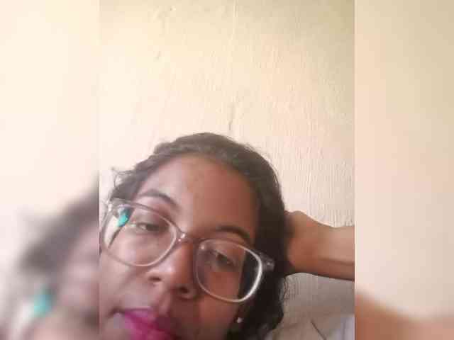 IndianBeaut webcam