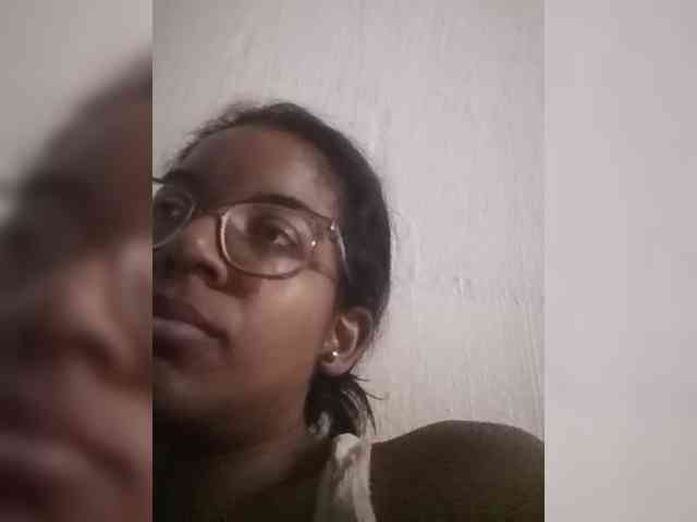 IndianBeaut webcam