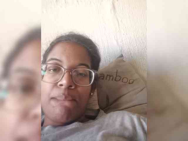 IndianBeaut webcam