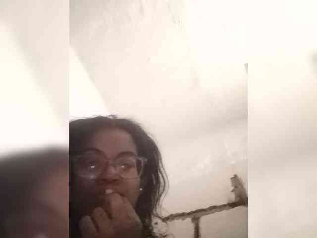 IndianBeaut webcam
