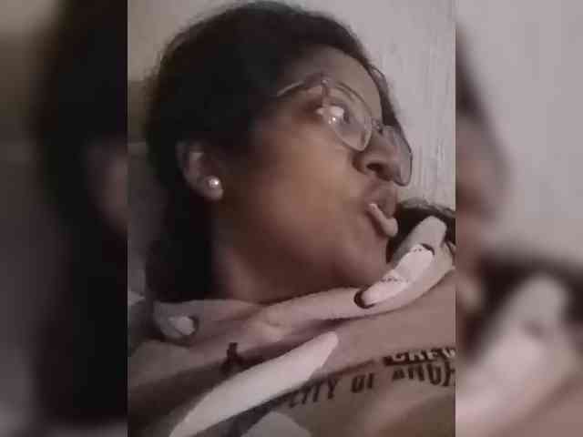 IndianBeaut webcam