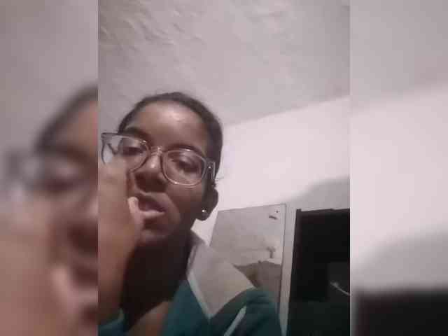 IndianBeaut webcam