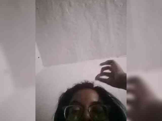 IndianBeaut webcam