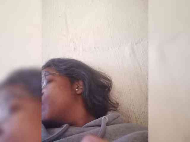IndianBeaut webcam