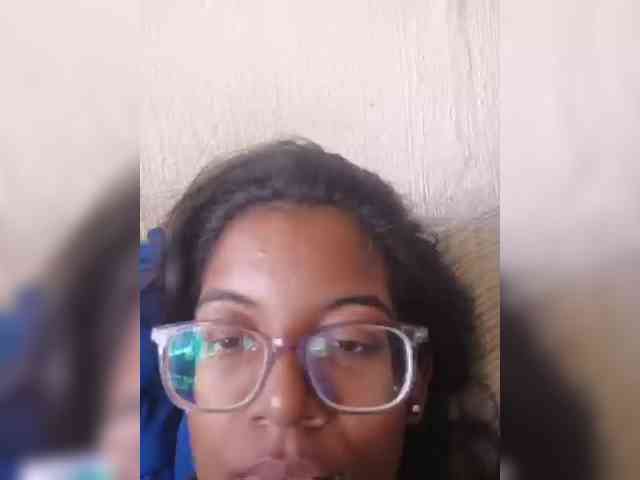 IndianBeaut webcam