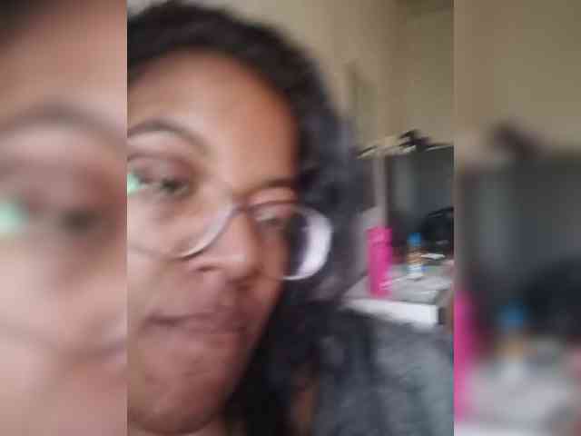 IndianBeaut webcam